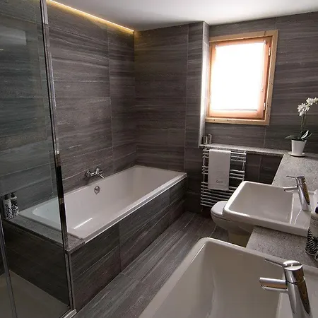 Villarabout Chalet With 5 Bedrooms Villa *
